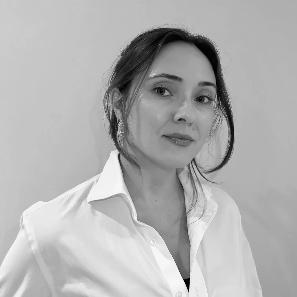 Lydia Martin black and white